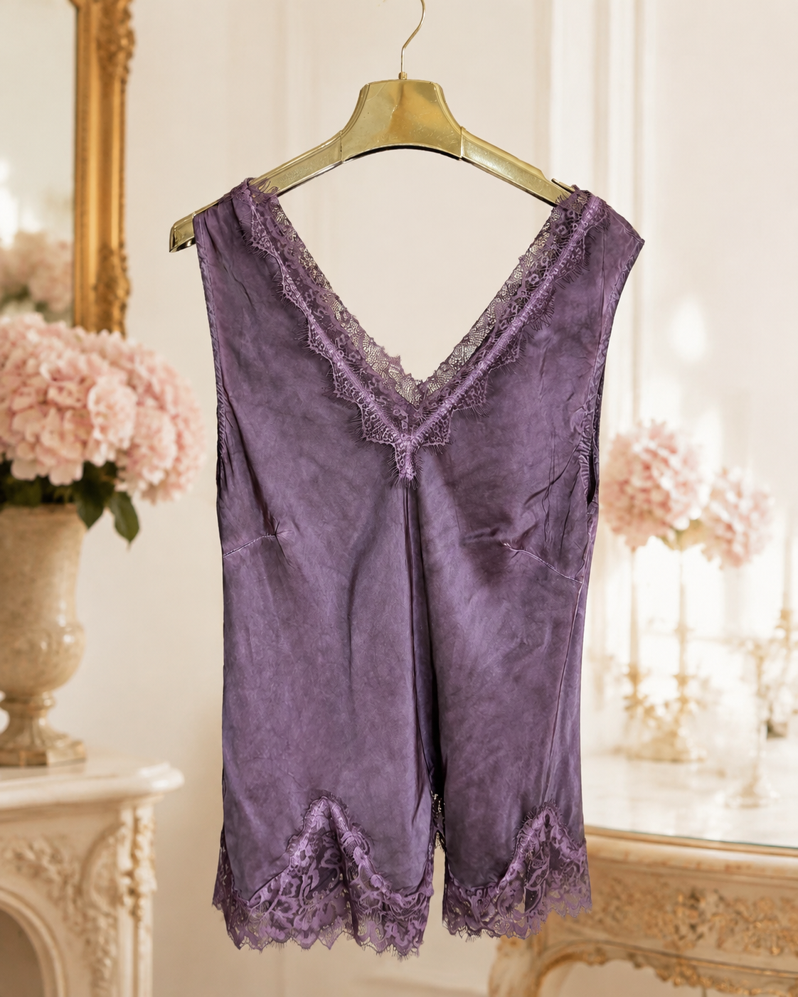 Premium Viskose-Top mit Spitze im Vintage-Look – Made in Italy